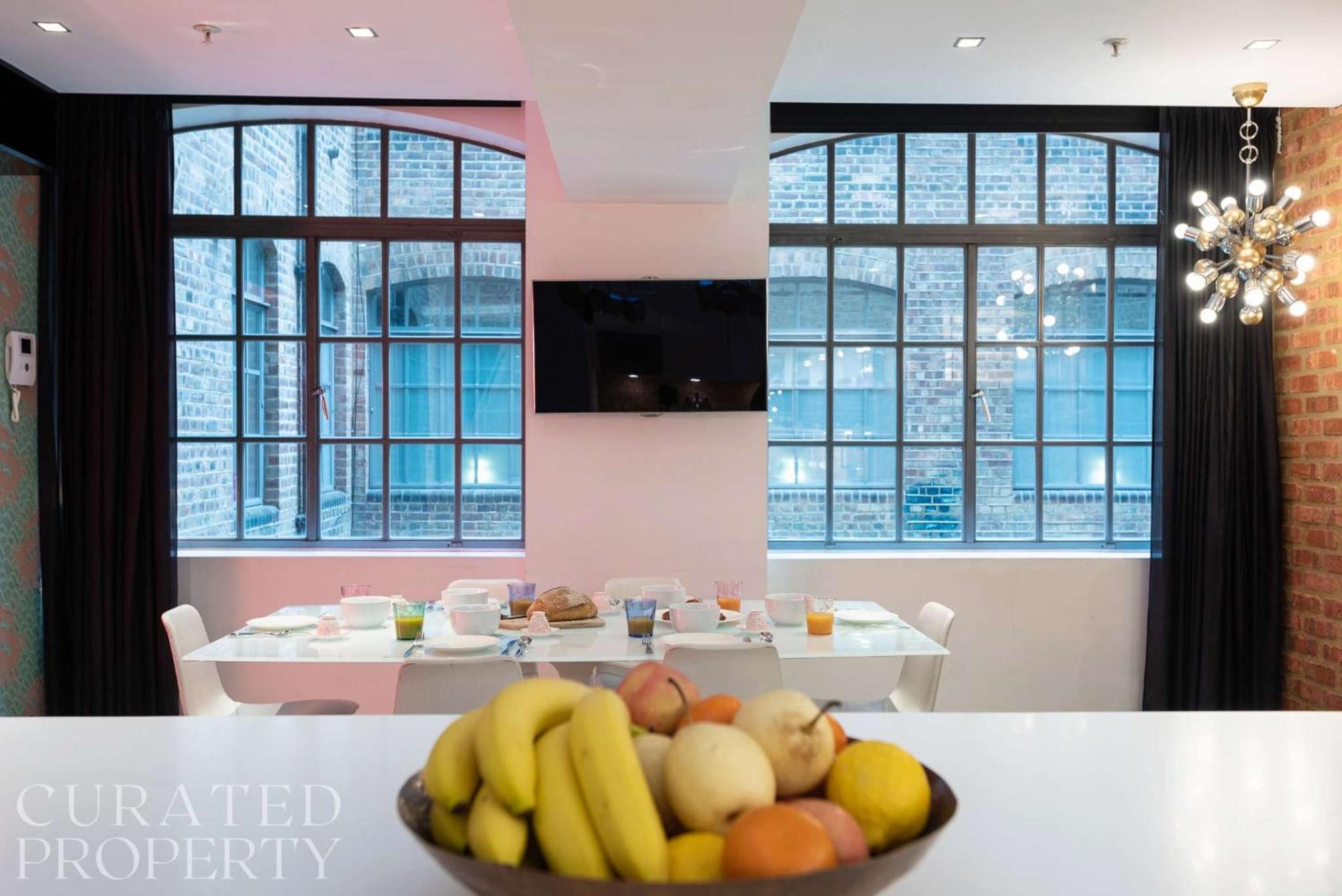 Amazingly Luxurious Loft Apartment, Soho - 3 Bedrooms, 2 Bath & Office London Exterior photo