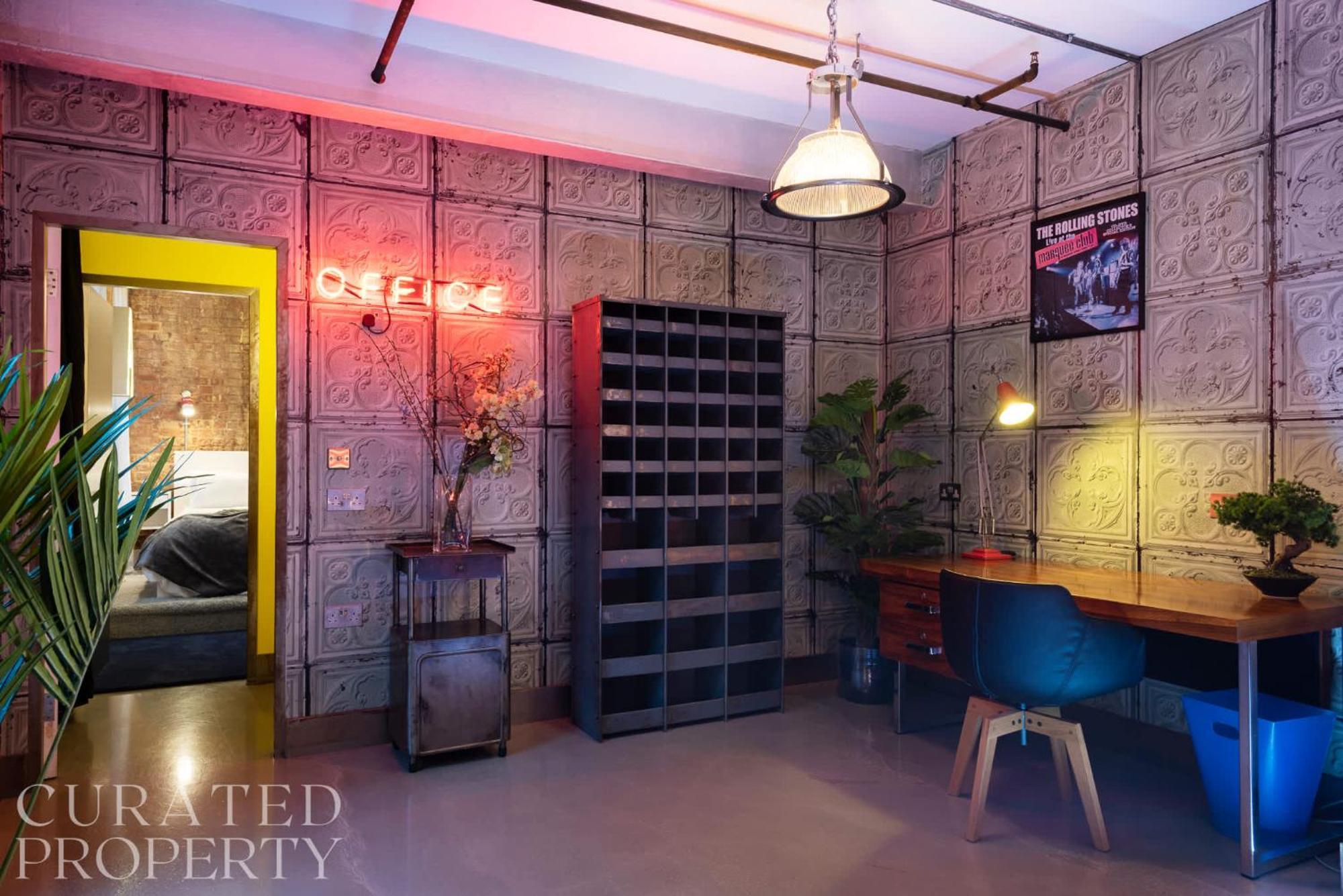Amazingly Luxurious Loft Apartment, Soho - 3 Bedrooms, 2 Bath & Office London Exterior photo